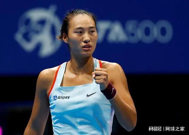 围观的人群 围观的人群