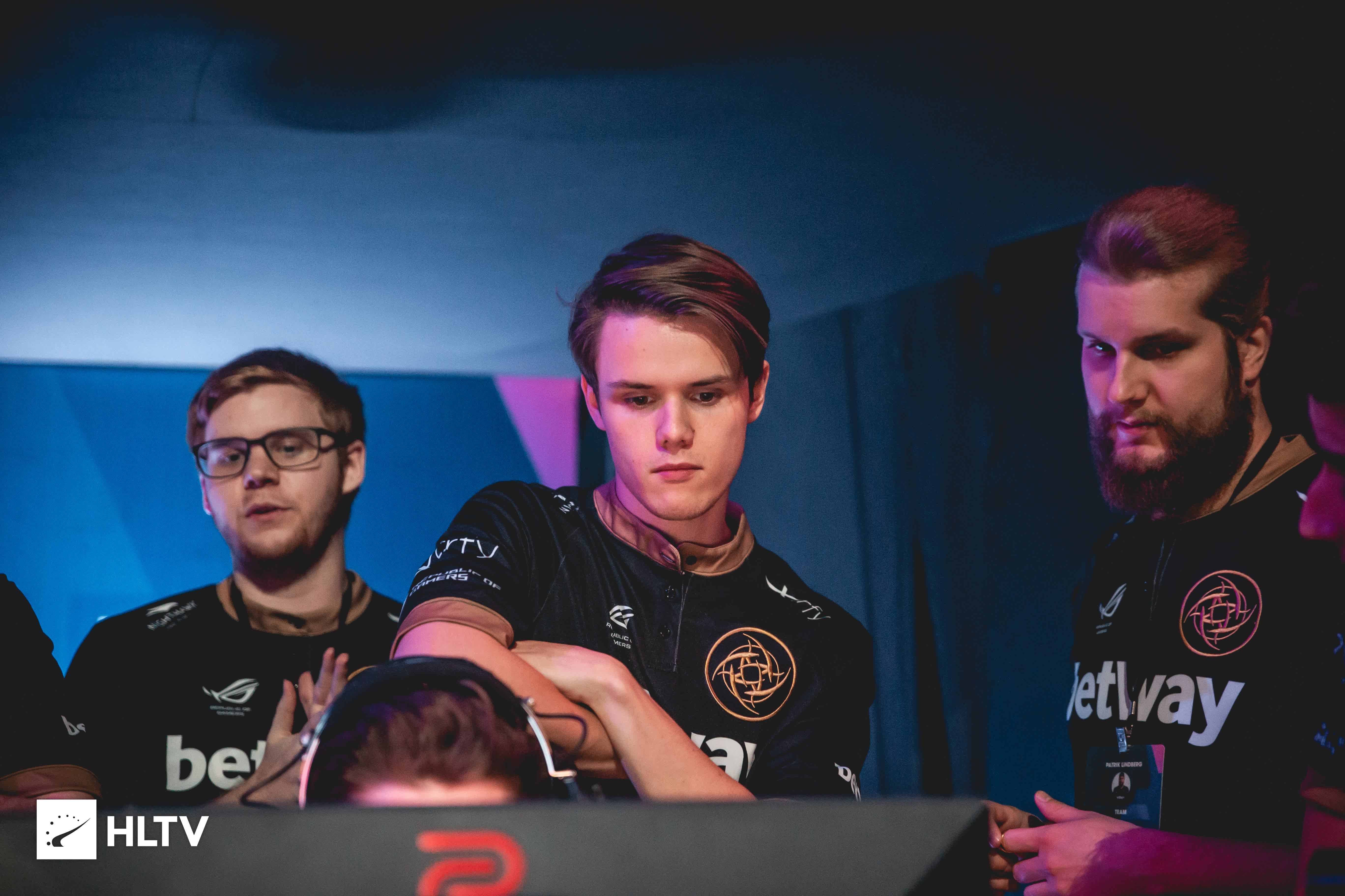 球队从小组 球队从小组